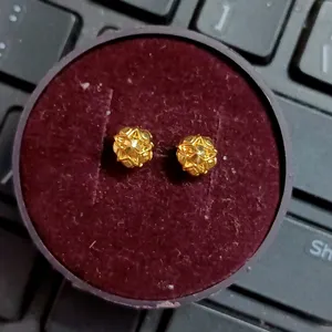 Gold Stud / Nosepin 4