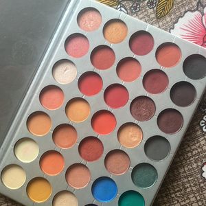 Eyeshadow palette