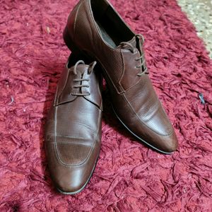 Authentic "Paul Jourdan" Oxford Tanbrown Shoes