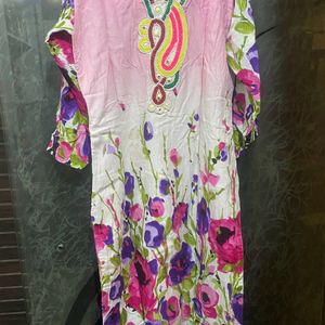 Pink  Printed Cotton Suit With Patch On Neck