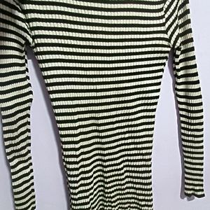 Black & White Strip Woollen Top