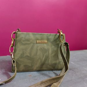 New One Trendy Slingbag