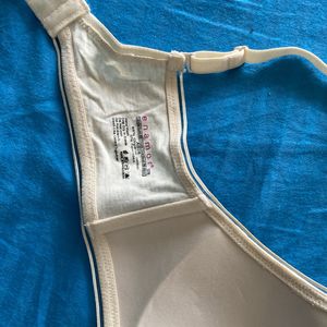 Enamor 32B Bra - New Without Tag