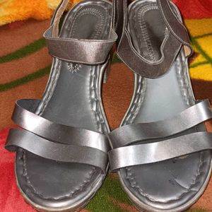 Sandal