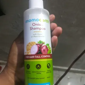 Mama Earth Onion Shampoo