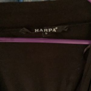 Harpa Black shrug