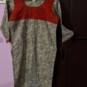 Kurti Set With Duppattaits Good In Conditi No Pant