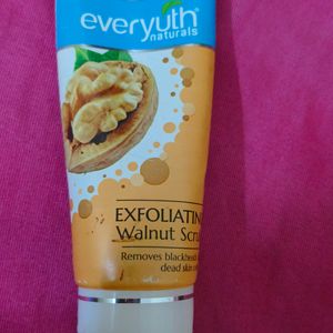 Everyyuth Naturals Scrub &Brighting