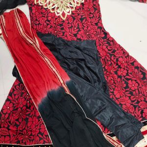 Black & Red Anarkali With Dupatta & Paijama