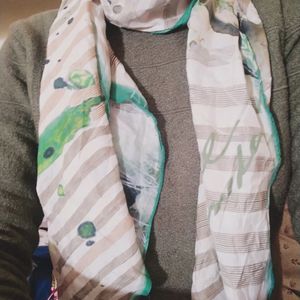 Triangle Corners Scarf