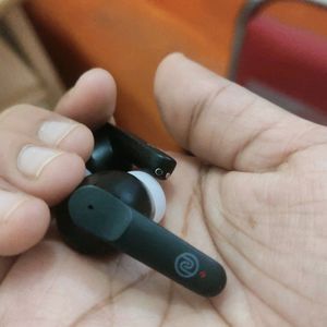 BRAND NEW NOISE EARBUDS 45 Hours Playtime