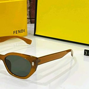 FENDI UNISEX SUNGLASSES WITH BOX