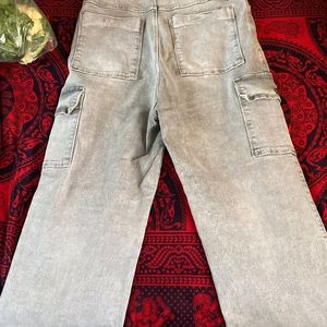 CARGO JEANS FOR WOMEN