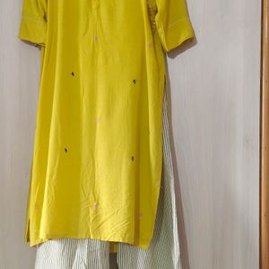 Beautiful Yellow Kurta And Pant Set