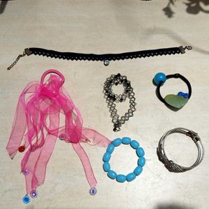 hair ties, bracelets and choker set