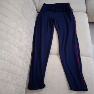 Solid man dark blue track pant