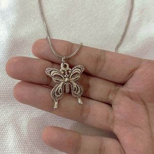 Butterfly Necklace 🦋