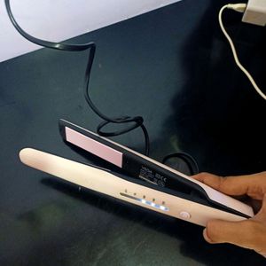 Vega Hair Straightener In Purple Colour