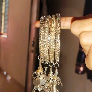 Latkan Bangles