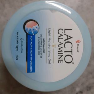 Lacto Calamine Light Moisturising Gel