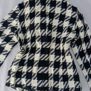 New Boxy Korean Black And White Jacket