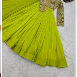 I Will Sale The Parrot Green Gown..Gown With.. Siz