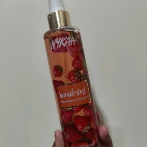 STRAWBERRY DAIQUIRI body mist by Nykaa