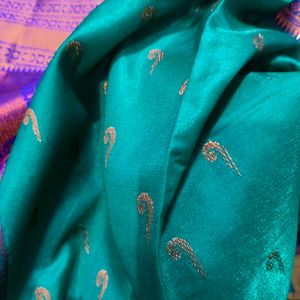 Women Turquoise Saree