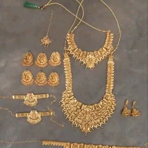 Golden Bridal Jewellery Set