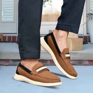 Totally New Canvas Shoes For Men