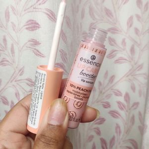 Essence Lip Booster Serum