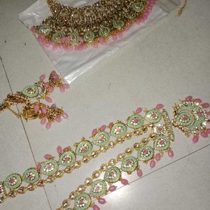 bridal kundan set of 3 peaces