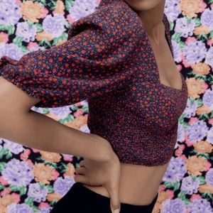 Zara Floral Blouse Size - m