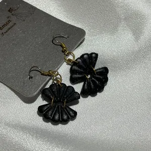 Black Seashell Earrings