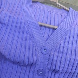 Lavender button crop top