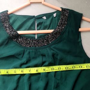 💥PRICE DROPPED 👩‍🏭👩‍🏭Bottle Green Color  Dres