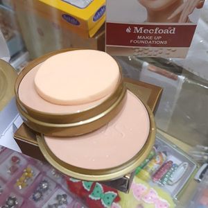 COMBO OF COMPACT AND FOUNDATION