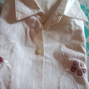 White Tie Sleeveless Shirt