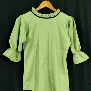 Light Green Top (Woman)