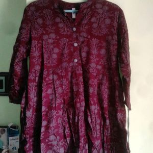 Maroon Tunic With 3/4 Foldng Hands