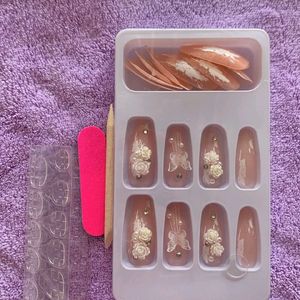 Reusable Nails