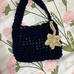 Crocheted Handbag With Mesh Design