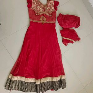 Red Anarkali