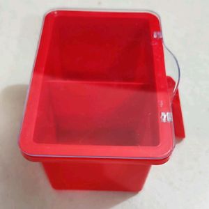 Stainless Steel Vessel & Plastic Container