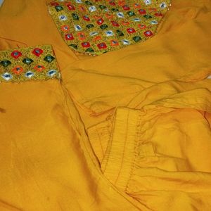 Kurti Set