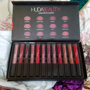 Brand new Huda Lipstick  set #New Collection