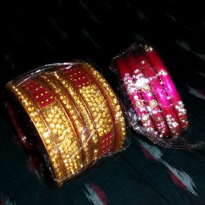 2 Pieces Of Bangles