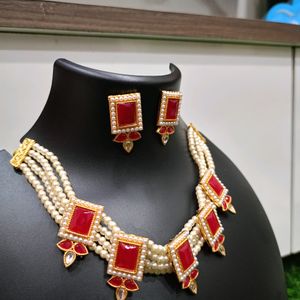 Beautiful Red🔴 And White⚪ Combination In Necklace