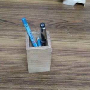 Wooden Pen Holder