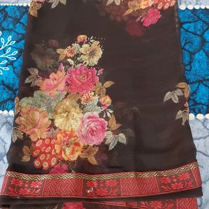Brown Flower Print Saree With Blouse Pis